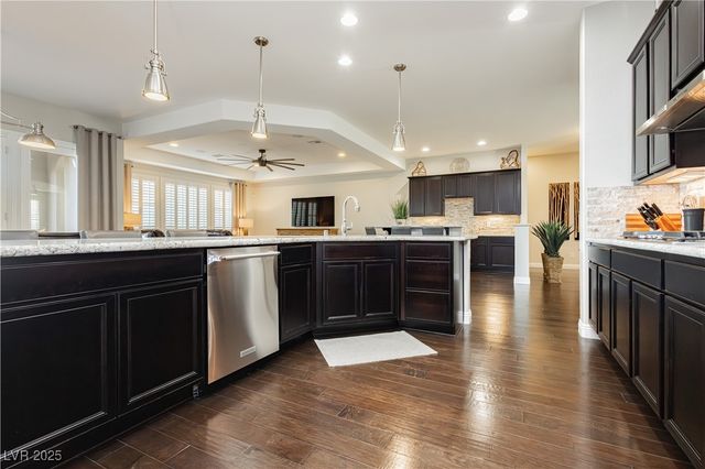 242 Evante Street, Las Vegas, NV 89138