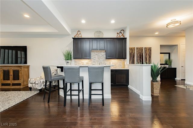 242 Evante Street, Las Vegas, NV 89138