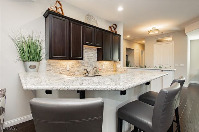 242 Evante Street, Las Vegas, NV 89138