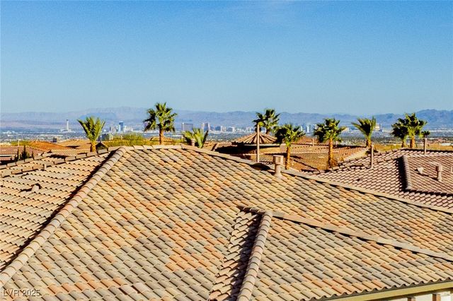 242 Evante Street, Las Vegas, NV 89138