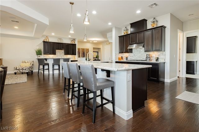 242 Evante Street, Las Vegas, NV 89138