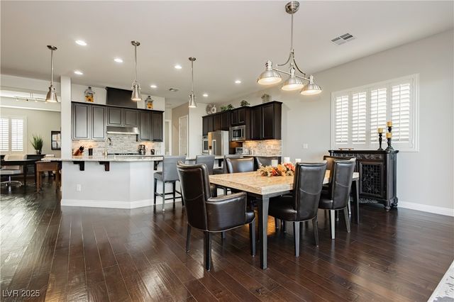 242 Evante Street, Las Vegas, NV 89138