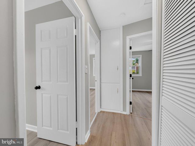 4906 UPLAND DR, Alexandria, VA 22310
