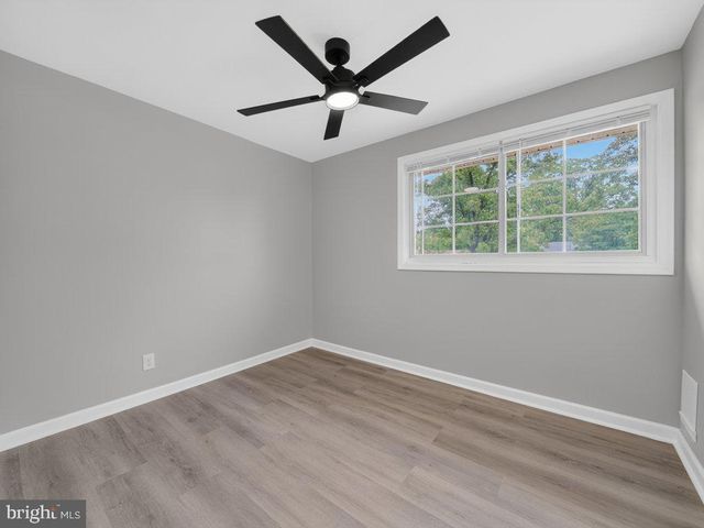 4906 UPLAND DR, Alexandria, VA 22310