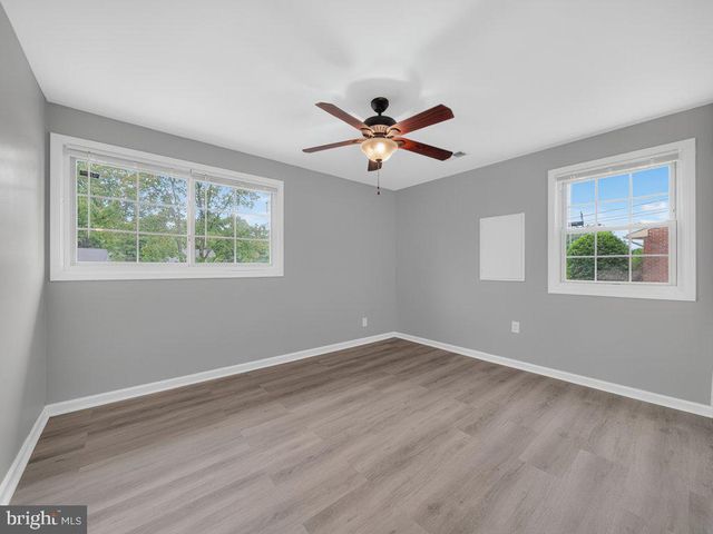 4906 UPLAND DR, Alexandria, VA 22310
