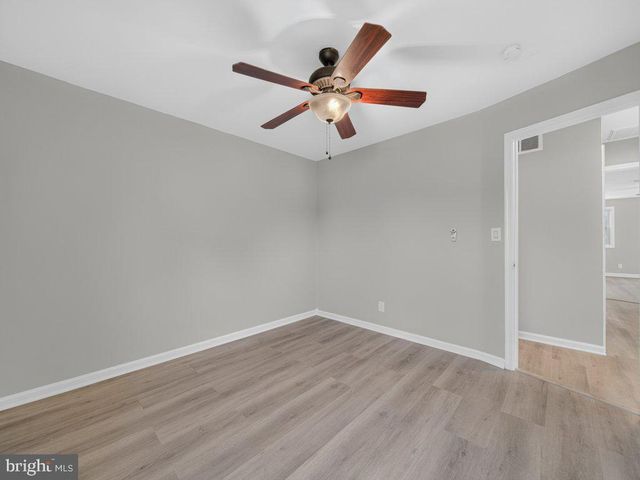4906 UPLAND DR, Alexandria, VA 22310