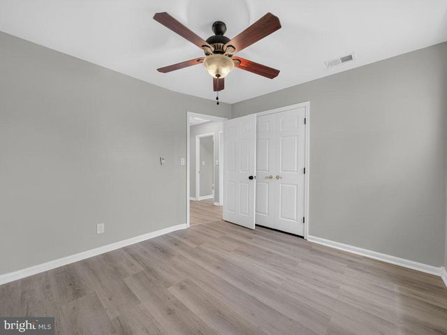 4906 UPLAND DR, Alexandria, VA 22310