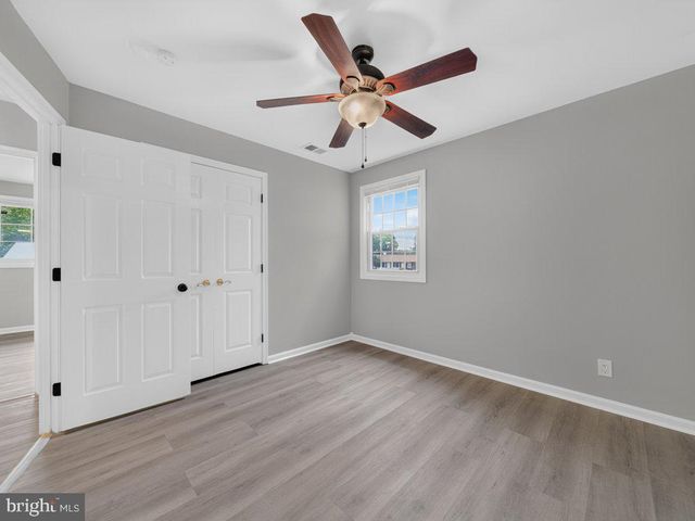 4906 UPLAND DR, Alexandria, VA 22310