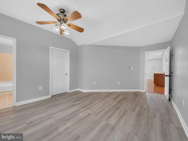 4906 UPLAND DR, Alexandria, VA 22310