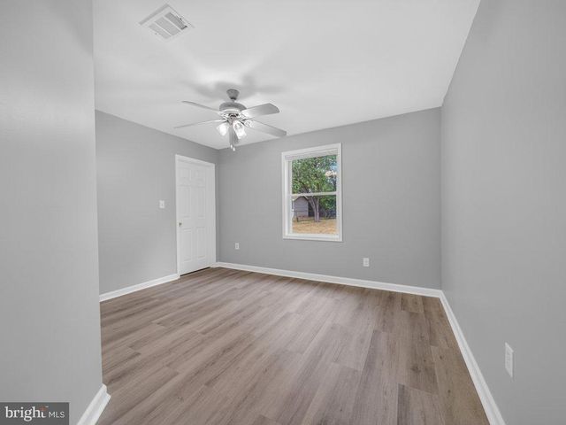 4906 UPLAND DR, Alexandria, VA 22310