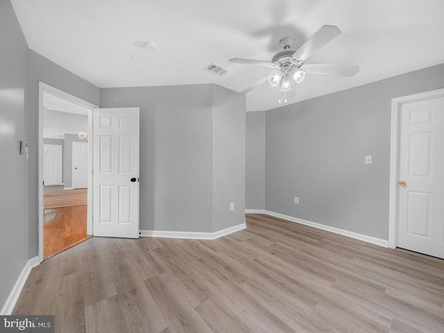 4906 UPLAND DR, Alexandria, VA 22310