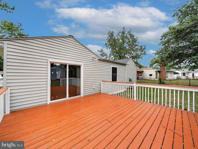 4906 UPLAND DR, Alexandria, VA 22310