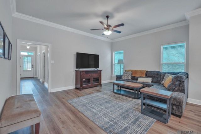 7248 Kenilworth Crossing Ave, Baton Rouge, LA 70820