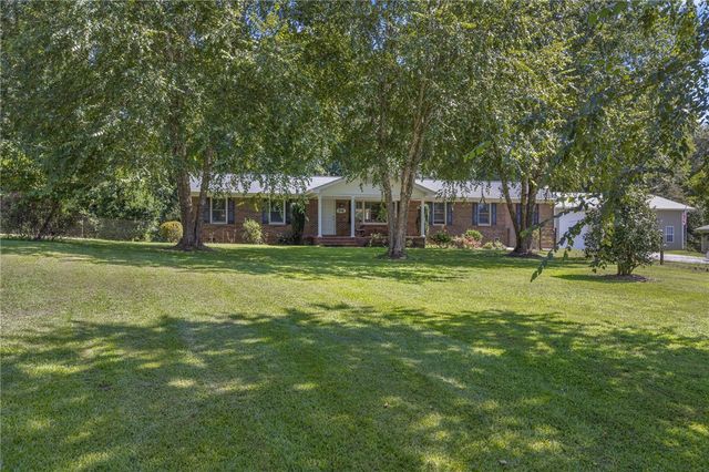 316 Mountain Estates Road, Pickens, SC 29671