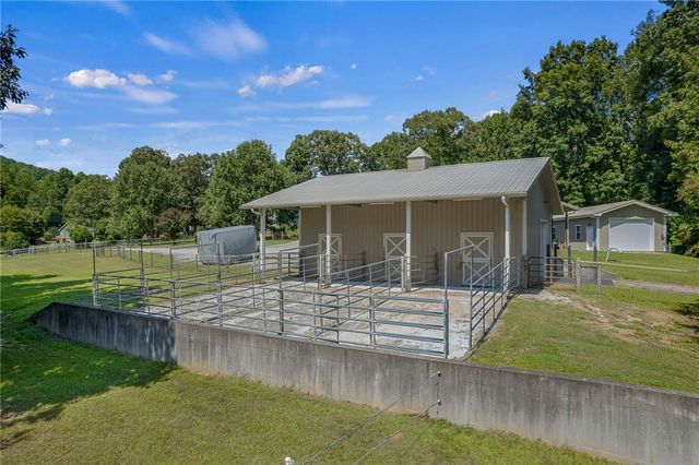 316 Mountain Estates Road, Pickens, SC 29671