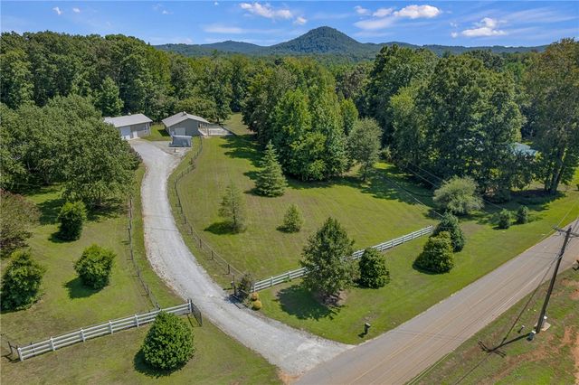 316 Mountain Estates Road, Pickens, SC 29671