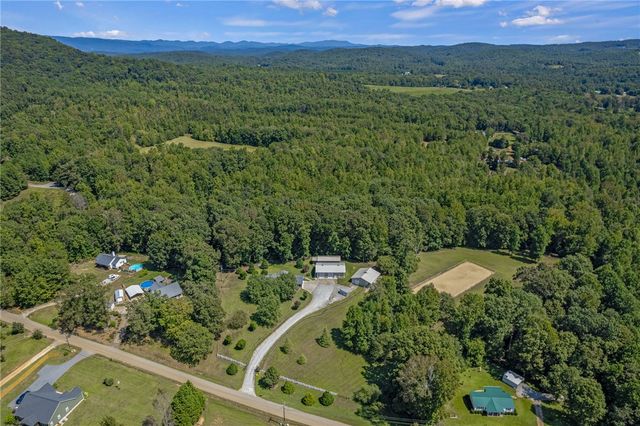 316 Mountain Estates Road, Pickens, SC 29671