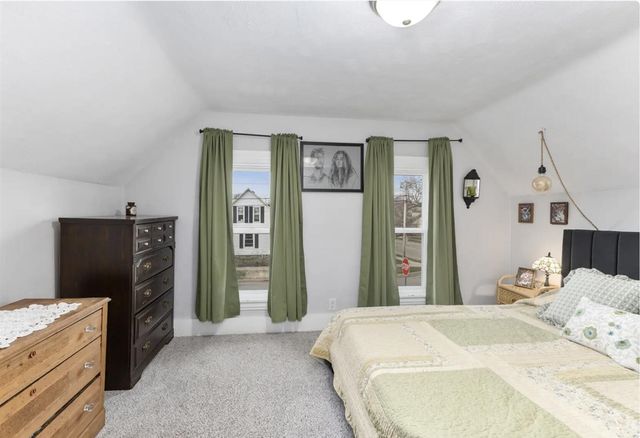 1004 Crosby Street, Grand Rapids, MI 49504