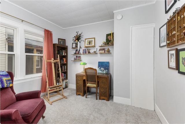 1004 Crosby Street, Grand Rapids, MI 49504