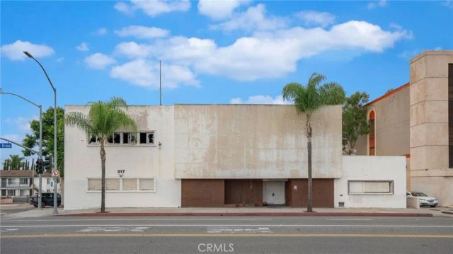 317 S La Brea, Inglewood, CA 90301