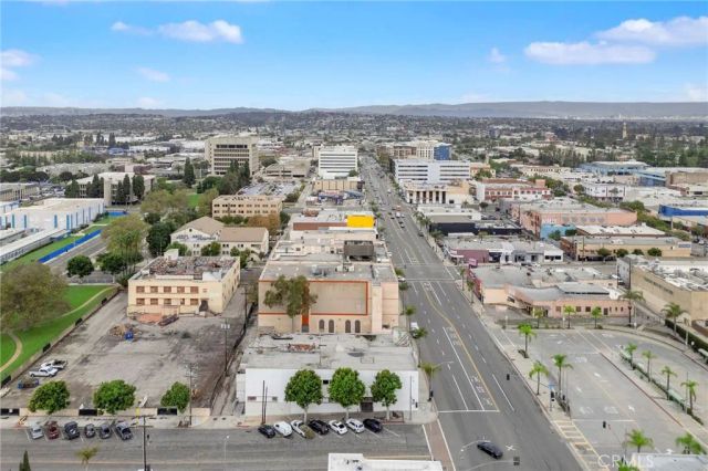 317 S La Brea, Inglewood, CA 90301