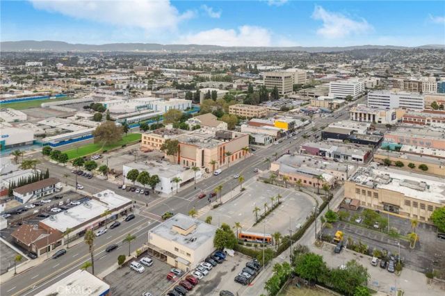 317 S La Brea, Inglewood, CA 90301