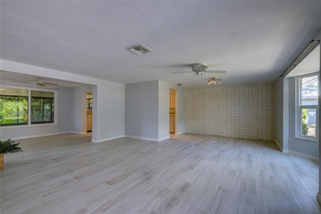 3024 CHASE CIRCLE, Sarasota, FL 34231