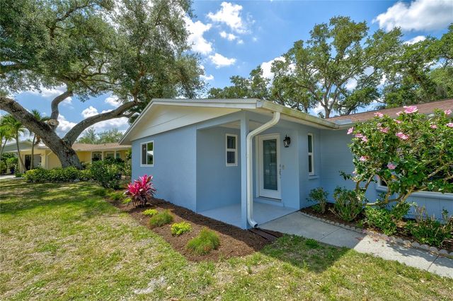 3024 CHASE CIRCLE, Sarasota, FL 34231