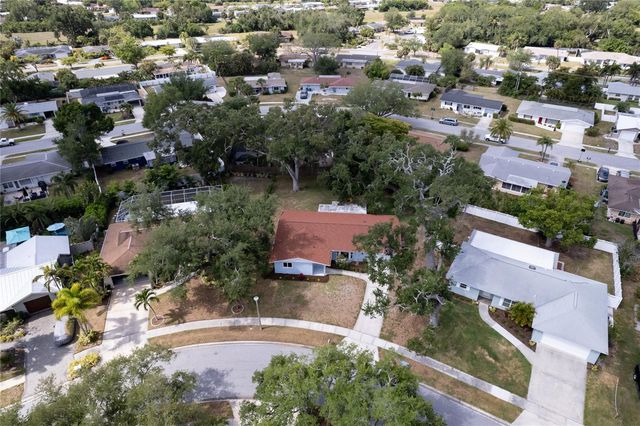 3024 CHASE CIRCLE, Sarasota, FL 34231