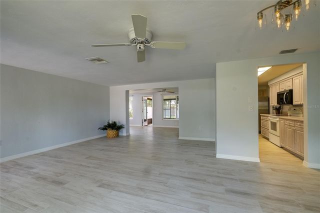 3024 CHASE CIRCLE, Sarasota, FL 34231
