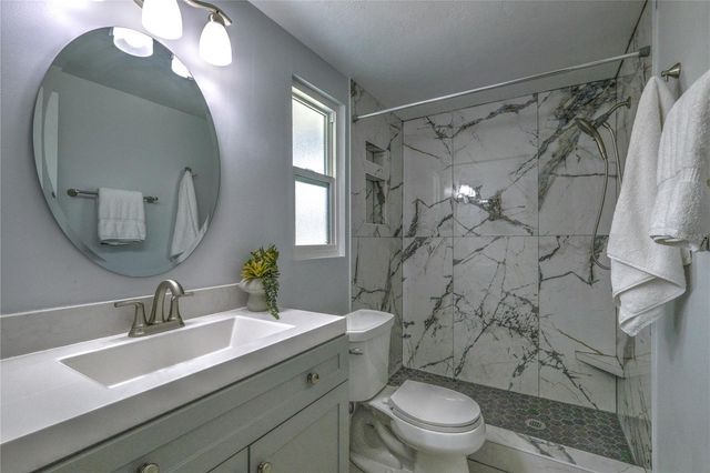 3024 CHASE CIRCLE, Sarasota, FL 34231