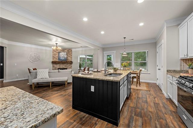 135 Cherokee Reserve Circle, Canton, GA 30115