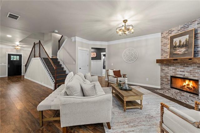 135 Cherokee Reserve Circle, Canton, GA 30115