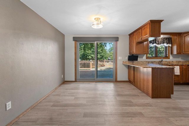 2766 BERKEN COURT, Green Bay, WI 54304