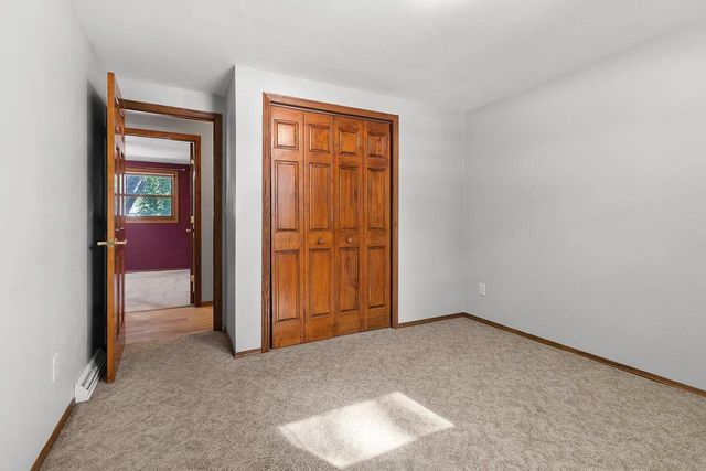 2766 BERKEN COURT, Green Bay, WI 54304