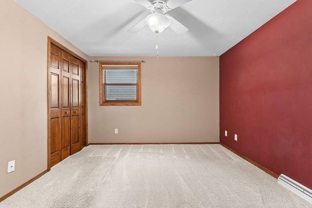2766 BERKEN COURT, Green Bay, WI 54304
