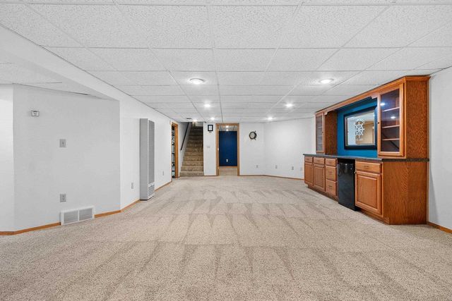 2766 BERKEN COURT, Green Bay, WI 54304