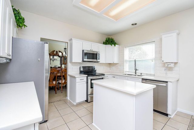 15611 Oakworth Court, Sugar Land, TX 77498