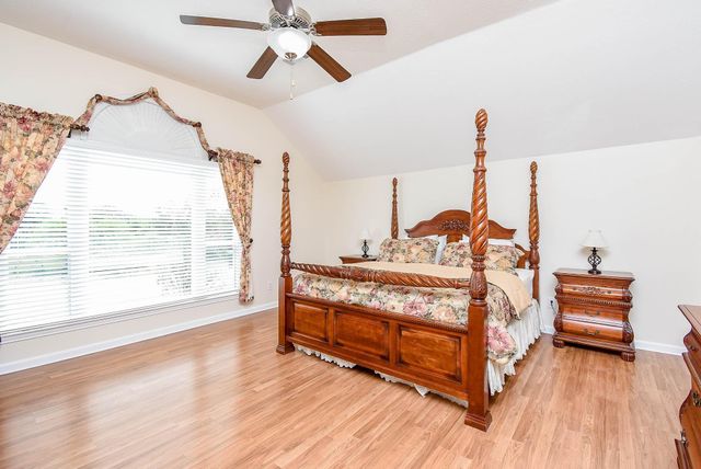 15611 Oakworth Court, Sugar Land, TX 77498