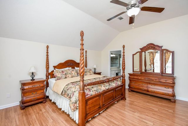 15611 Oakworth Court, Sugar Land, TX 77498