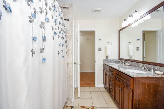 15611 Oakworth Court, Sugar Land, TX 77498