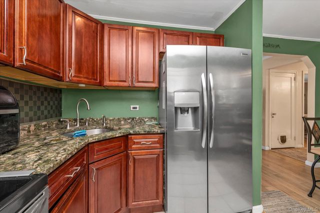 2272 Oxford Street, East Meadow, NY 11554