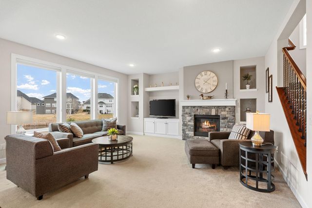 10818 Glenview Place, Champlin, MN 55316