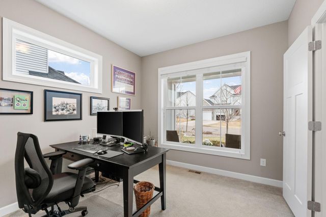 10818 Glenview Place, Champlin, MN 55316