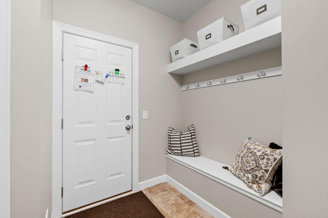 10818 Glenview Place, Champlin, MN 55316