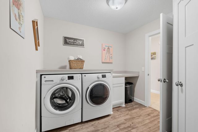 10818 Glenview Place, Champlin, MN 55316