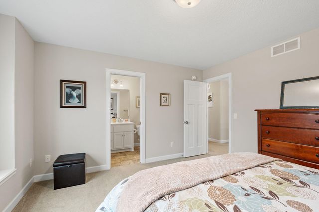 10818 Glenview Place, Champlin, MN 55316