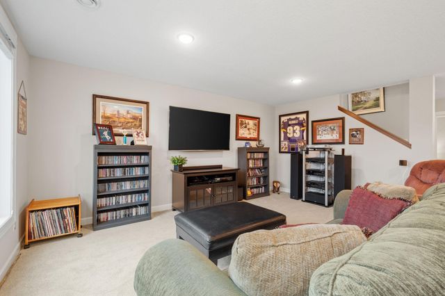 10818 Glenview Place, Champlin, MN 55316