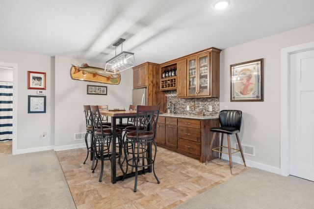 10818 Glenview Place, Champlin, MN 55316