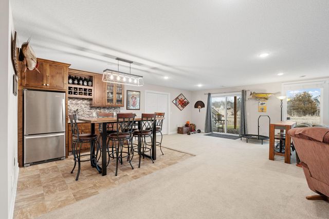 10818 Glenview Place, Champlin, MN 55316